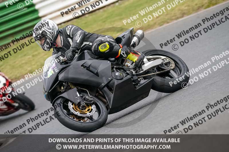enduro digital images;event digital images;eventdigitalimages;mallory park;mallory park photographs;mallory park trackday;mallory park trackday photographs;no limits trackdays;peter wileman photography;racing digital images;trackday digital images;trackday photos